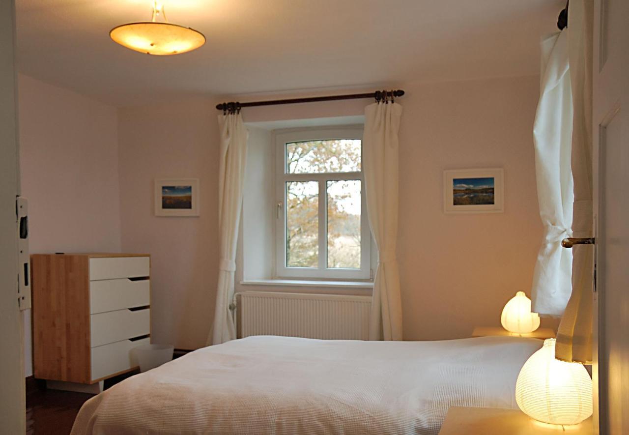 Ruhiges, Gemuetliches Ferienhaus Mit Grossem Garten 와이메스 외부 사진